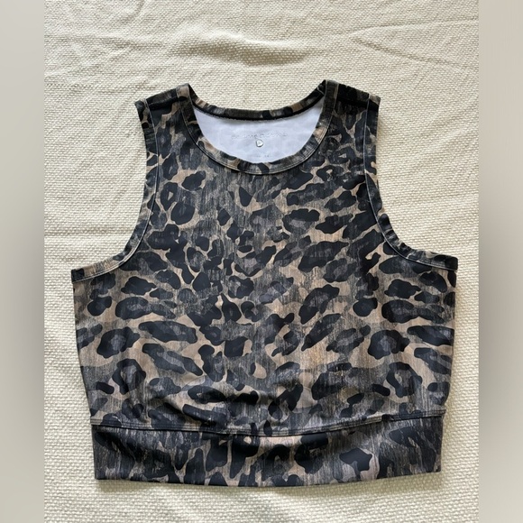 Cheetah Crop Top​​​​​​​​​​​​​ - Picture 1 of 5